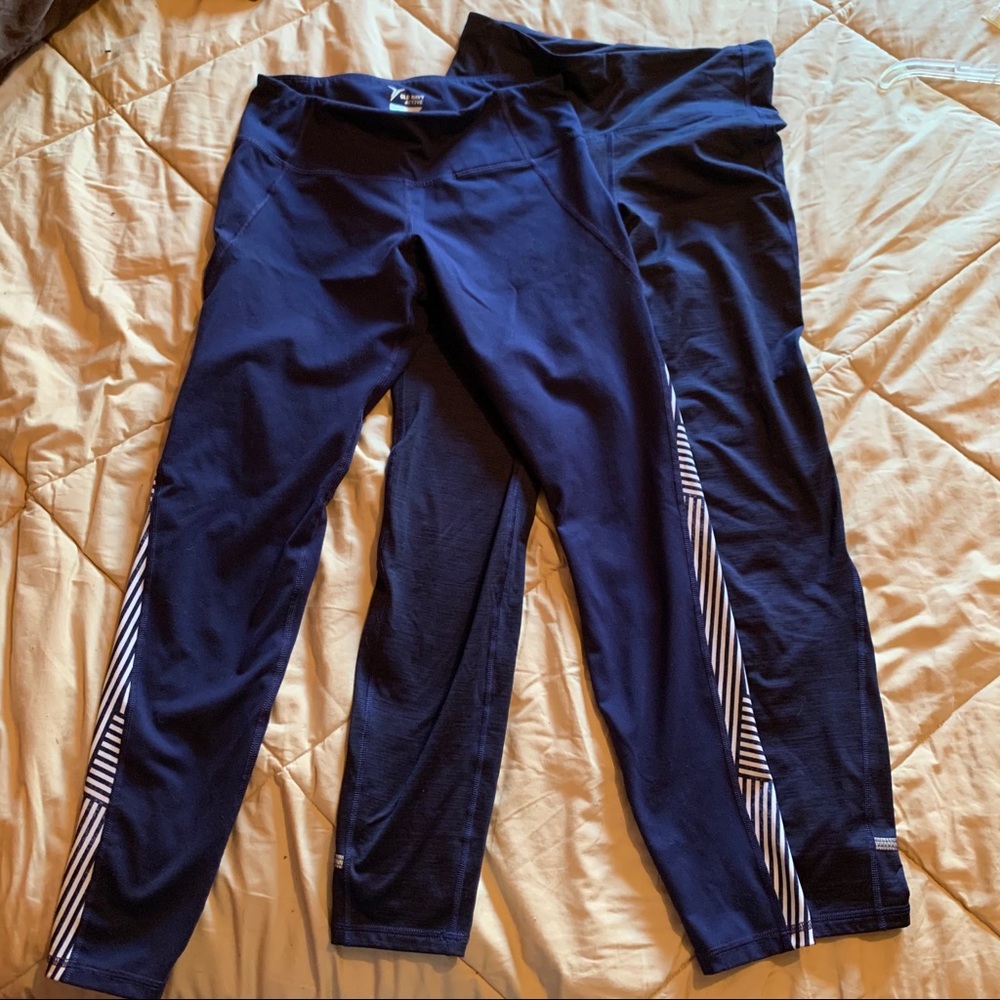 Lot of 2 Old Navy Active workout leggings M Navy